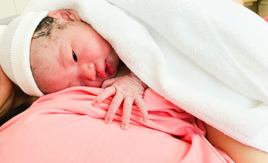 母児早期接触イメージ